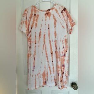 Old Navy Loose Vintage Women’s Tie-Dye T-Shirt Shift Dress